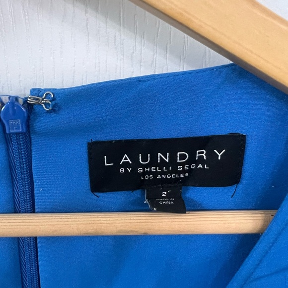 Laundry by Shelli Segal Crepe Tulip Sleeve Dress - Size 2 - Picture 3 of 7